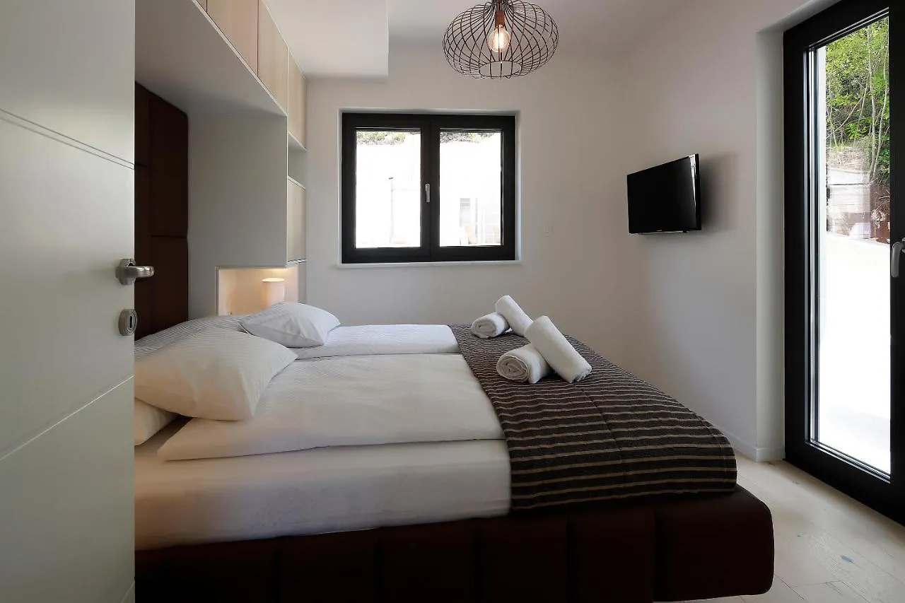 Modena Maris-Heated Pool-Grill-Relax-Jacuzzi Apartments Ičići Kroatië