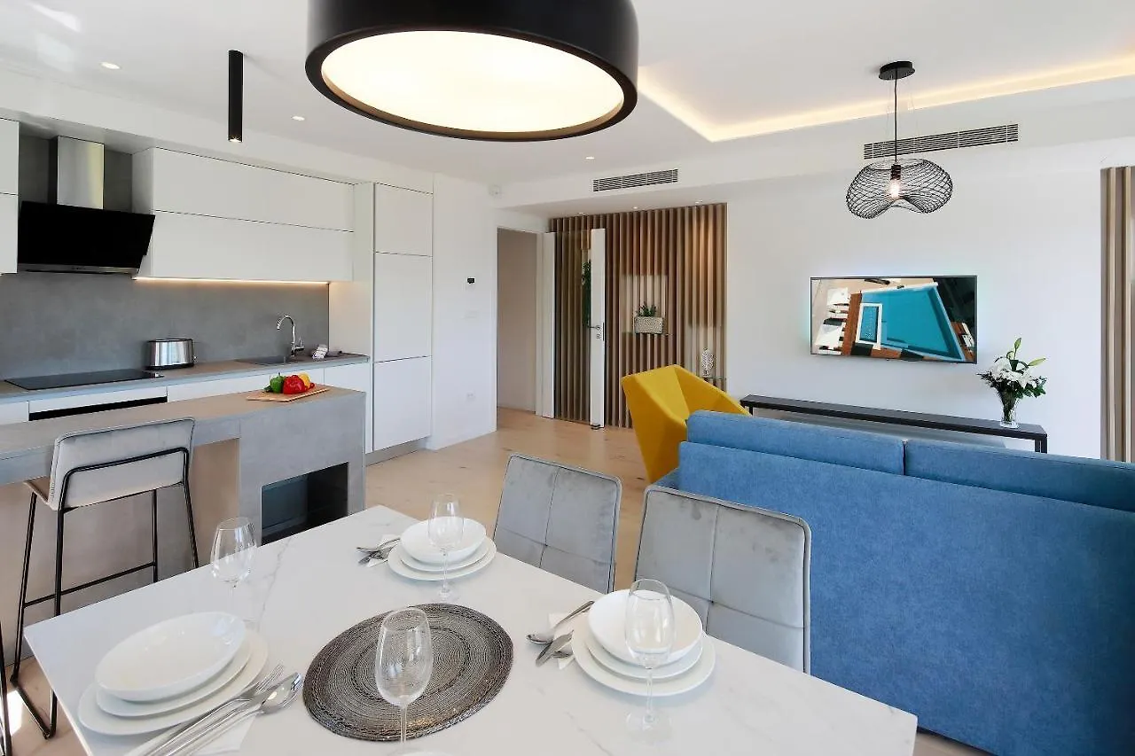 Modena Maris-Heated Pool-Grill-Relax-Jacuzzi Apartments Icici 0*,