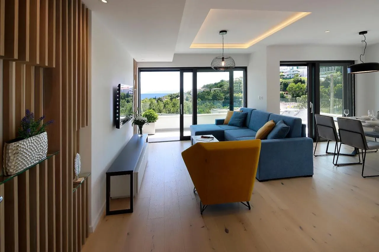 Modena Maris-Heated Pool-Grill-Relax-Jacuzzi Apartments Icici